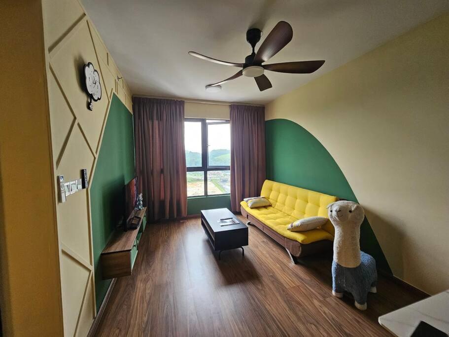 Cozy Retreat With Mountain Views Apartment Rawang